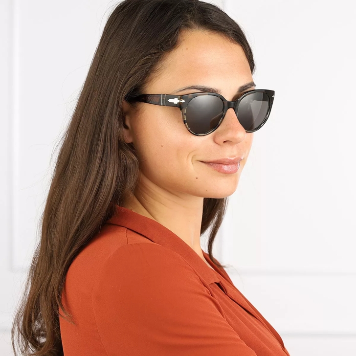 Persol dealers hot sale