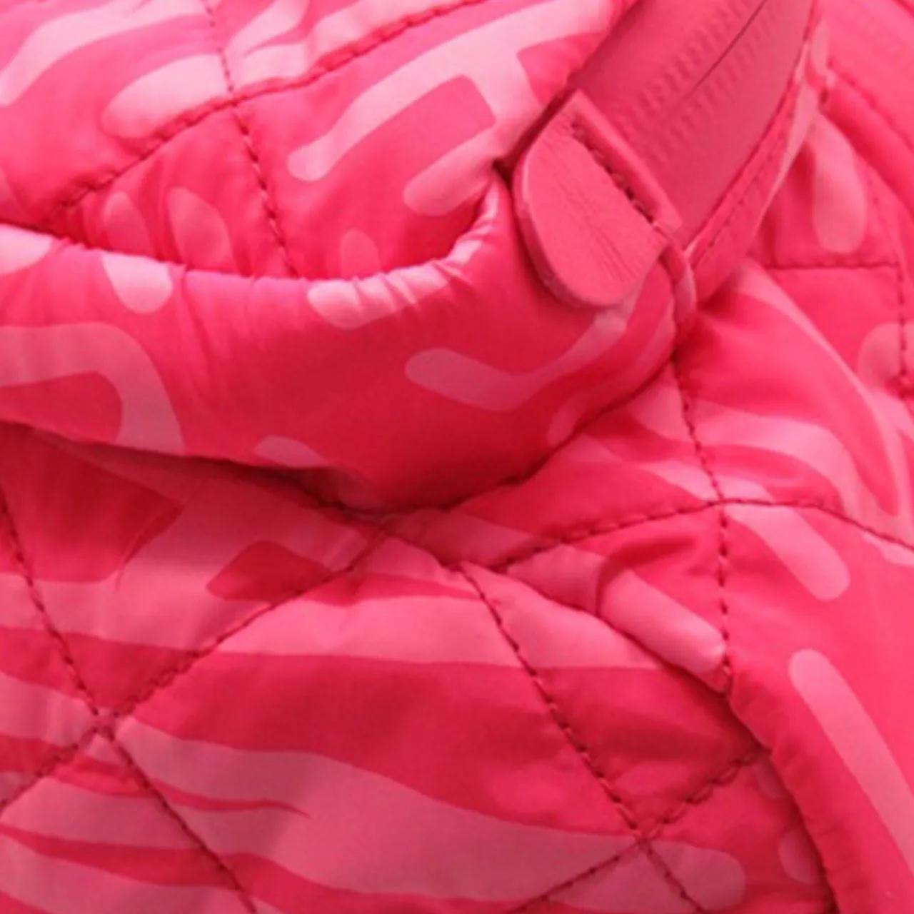 Chanel Rugzakken 2021-2023 Printed Nylon Coco Neige Convertible Bac in poeder roze