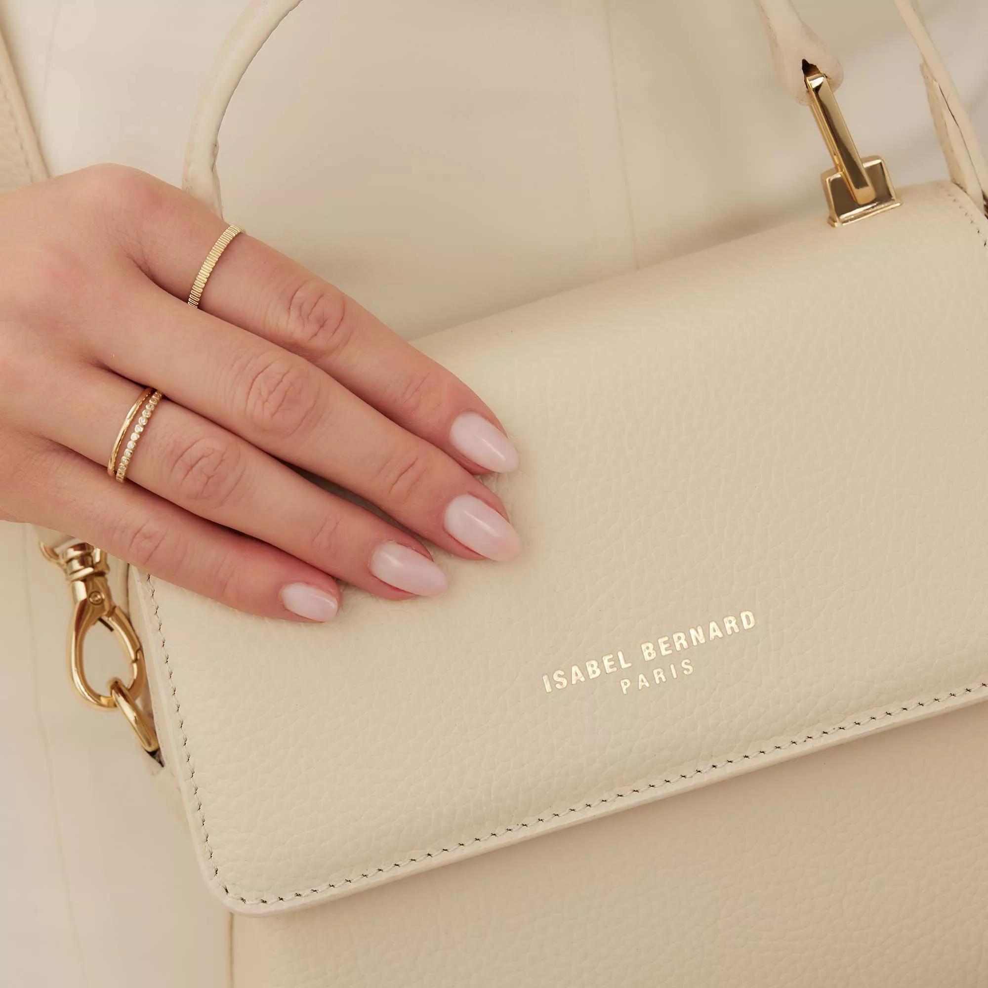 Isabel Bernard Crossbody bags Femme Forte Heline Crème Leder Hand in beige