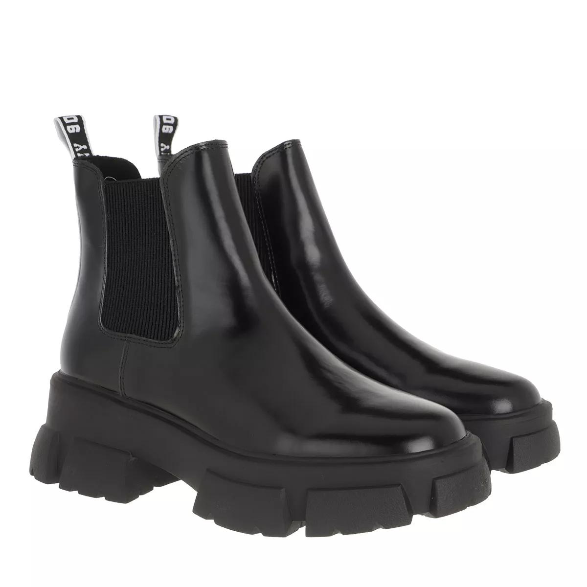 Steve madden 2024 cactus boots