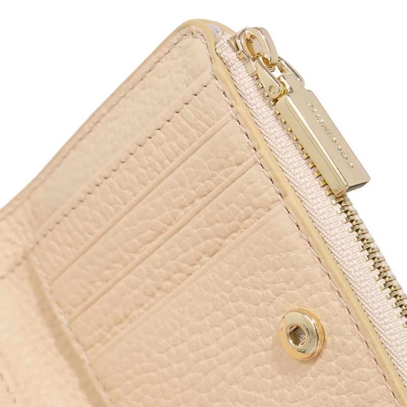 Coccinelle Bi-Fold-Portemonnaie Metallic Soft Betulla(Image 11)