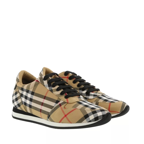 Burberry Vintage Sneakers Check Antique Yellow Low-Top Sneaker