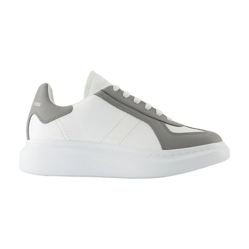 Alexander McQueen Low-Top Sneaker Oversized White Sneakers With Chunky Sole White