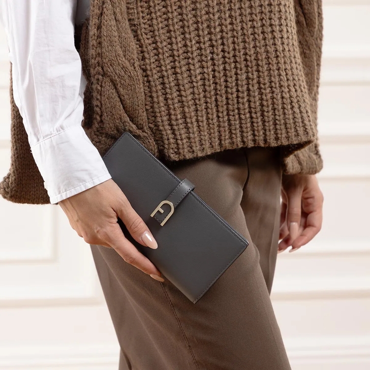 Furla] FLOW CONTINENTAL BIFOLD Leather Wallet Cover Bifold