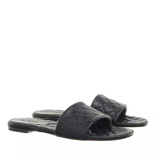 Bottega Veneta Flat Sandal Leather Black Slip-in skor