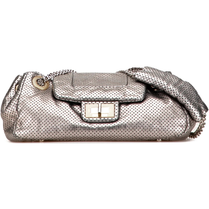 Chanel Sac à bandoulière Metallic Perforated Calfskin Drill Accordion Flap silber