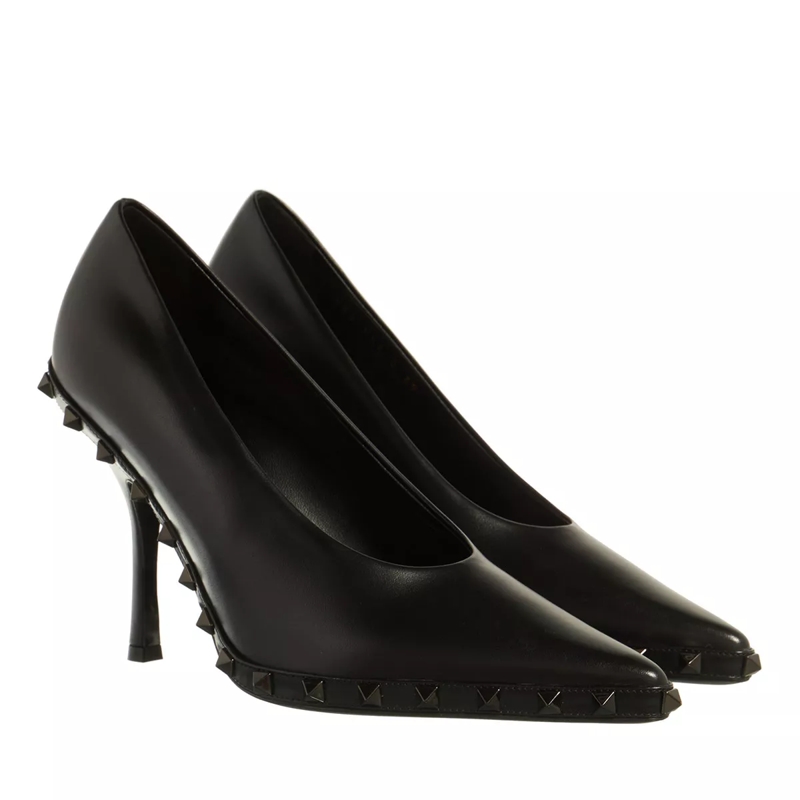 Valentino Garavani Pumps Studded Pumps Black