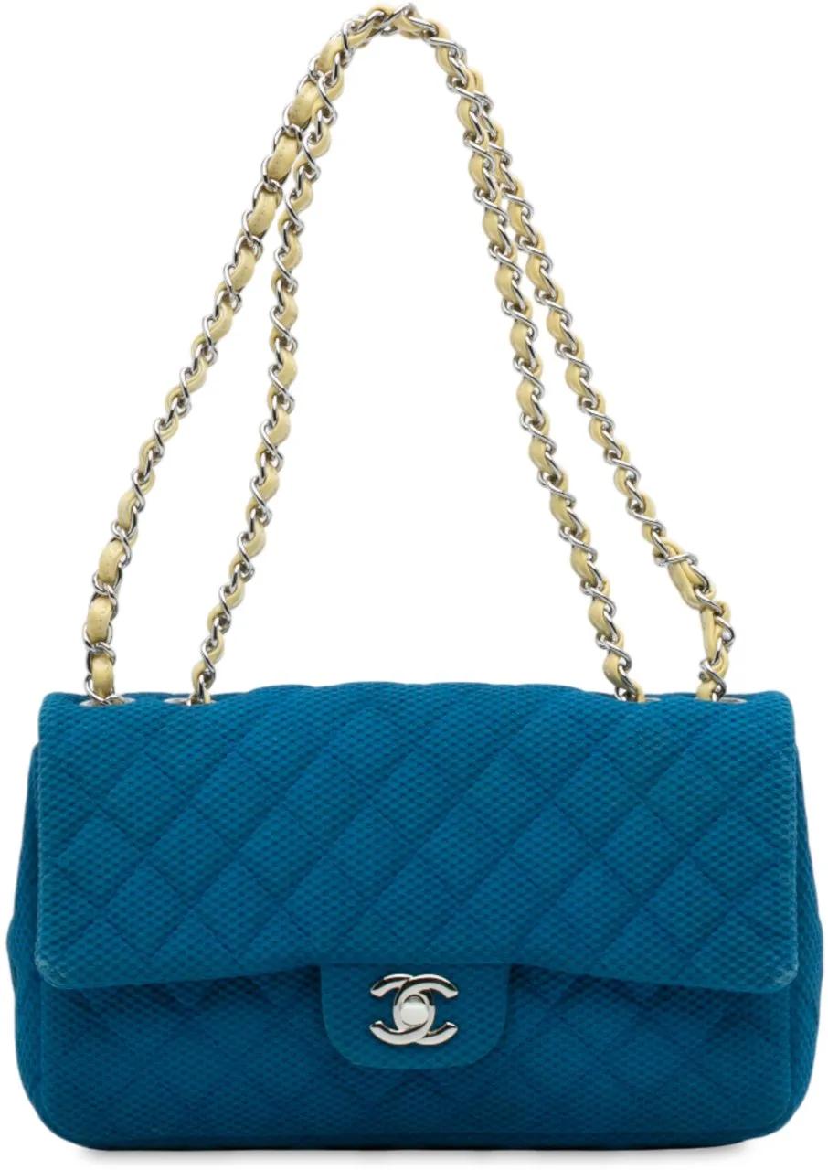 Chanel Hobo Bags - Medium Quilted Perforated Jersey Single Flap - Gr. unisize - in Blau - für Damen