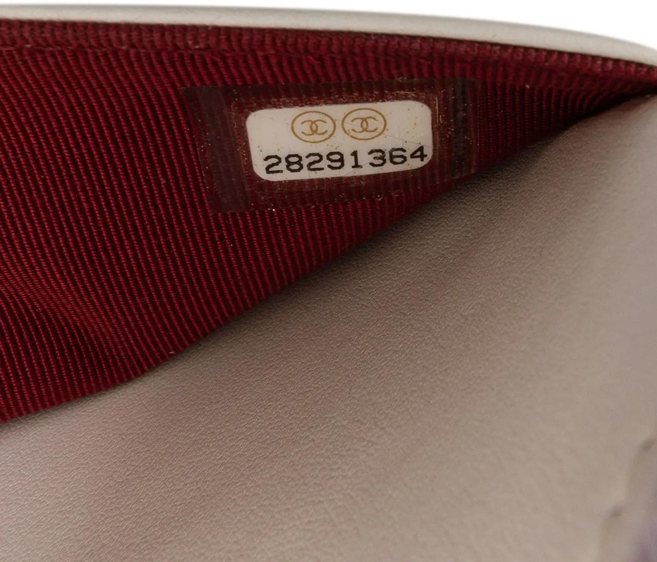 Thumbnail - Chanel Hobo Bags - Quilted Aged Calfskin Gabrielle Wallet On Chain - Gr. unisize - in Weiß - für Damen