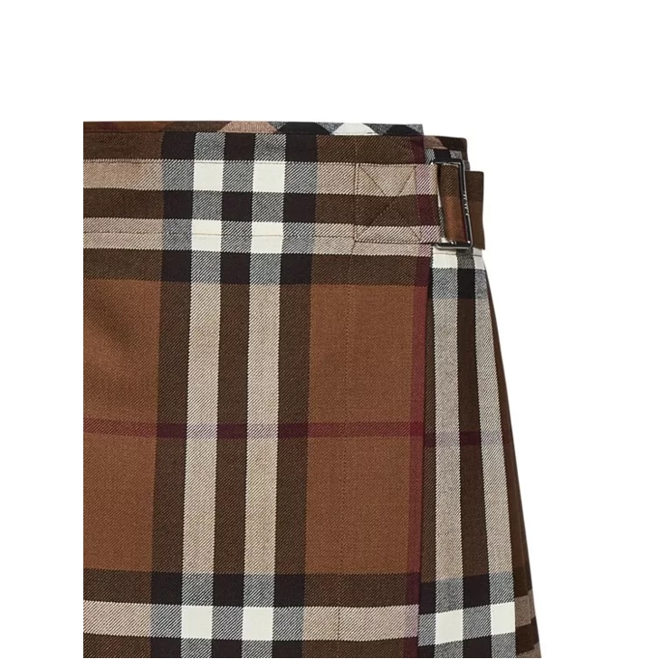 Burberry store kilt skirt