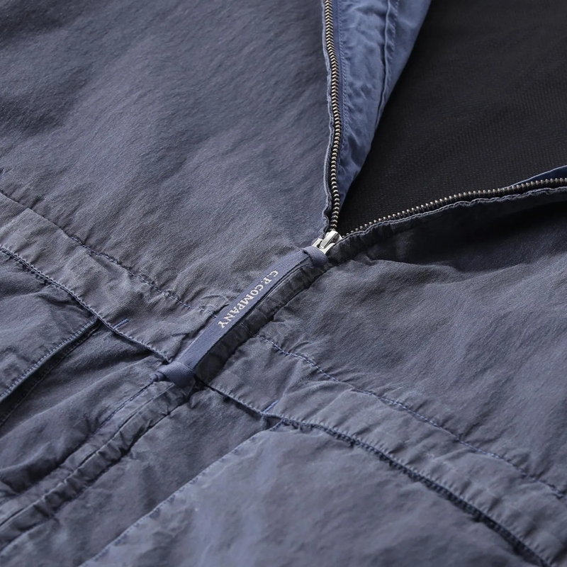 CP Company Overgangsjas Jacke mit Logo blau(Image 4)