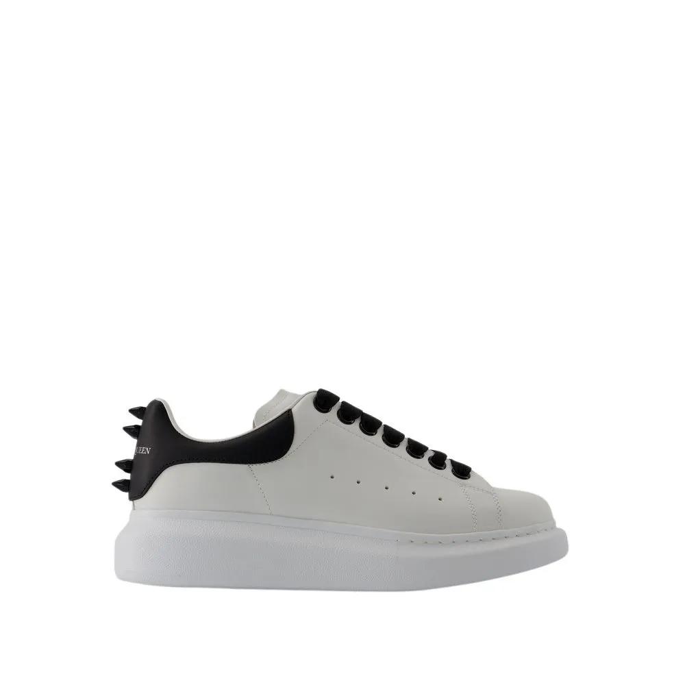 Alexander McQueen Oversized Sneakers Leather White Black White Low Top Sneaker