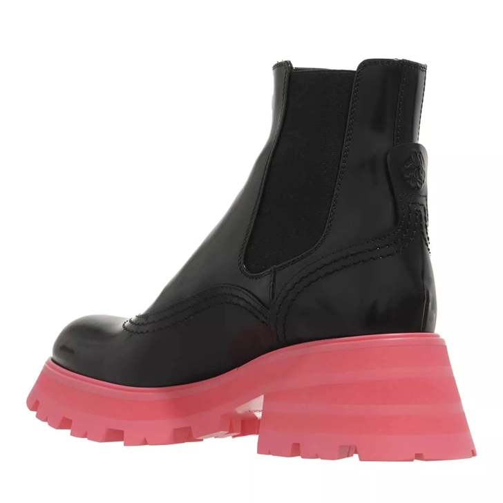 Alexander McQueen Wander Chelsea Boots Leather Black/Coral