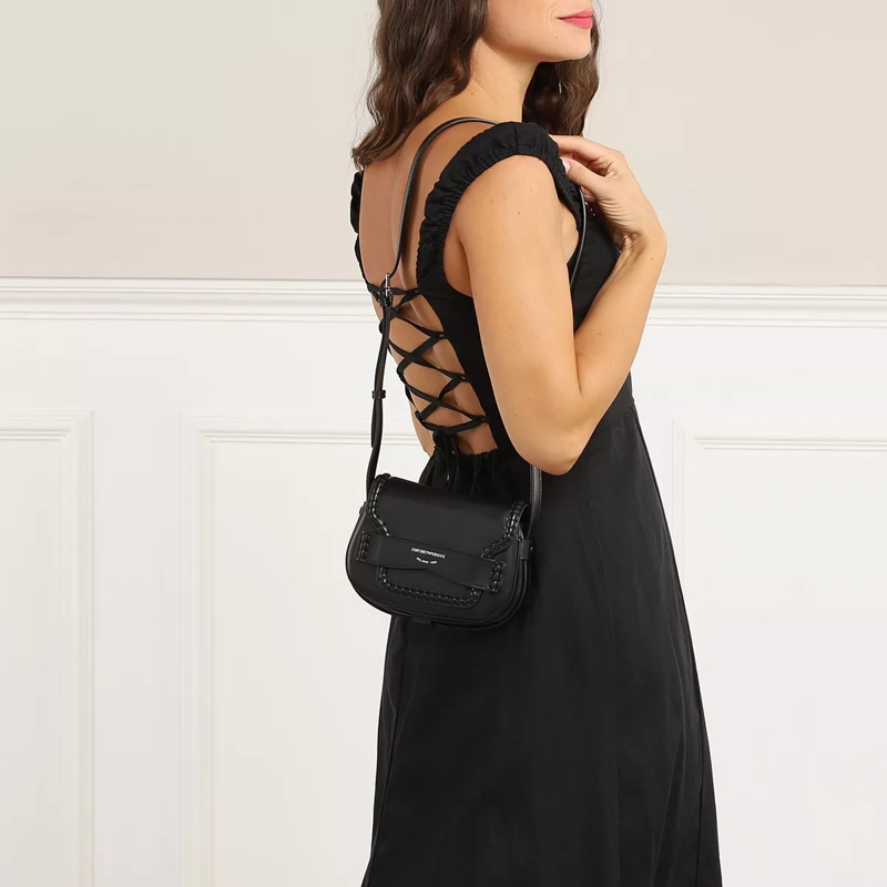 Emporio Armani Crossbody Bag P69 Shoulder Bag Black(Image 2)