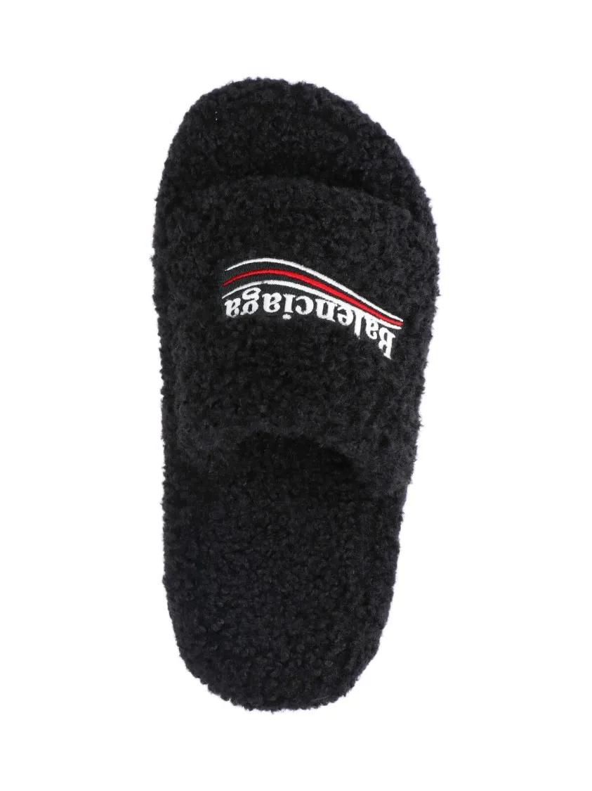 Thumbnail - Balenciaga Sandalen - "Furry" Slide Sandals – Black - Gr. 36 (EU) - in Schwarz - für Damen