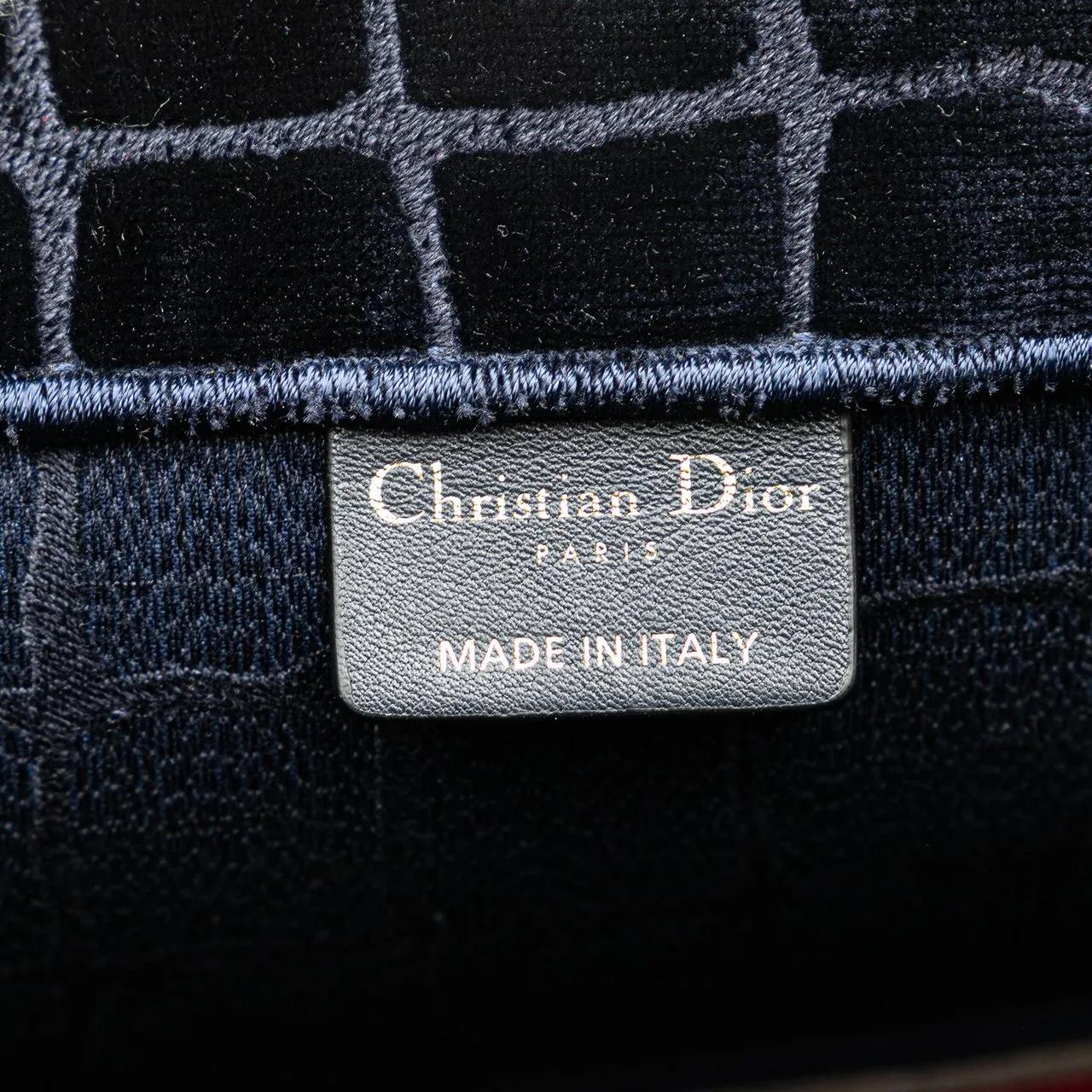 Thumbnail - Christian Dior Shopper - Large Velvet Embossed Book Tote - Gr. unisize - in Blau - für Damen