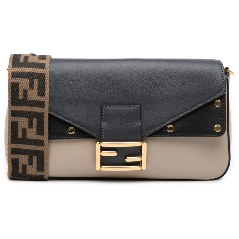 Fendi Schultertasche Medium Calfskin Flip Baguette braun