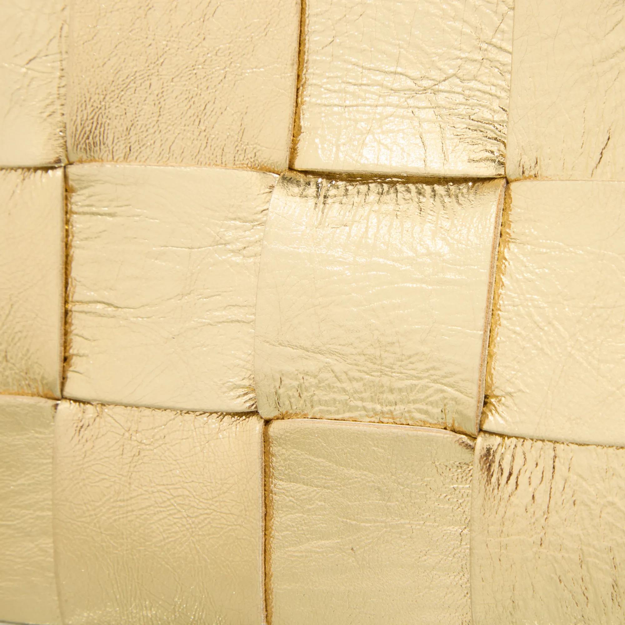 Bottega Veneta Crossbody bags Mini Bag Laundry in goud