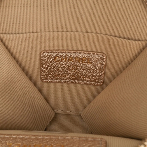 Chanel Porte-cartes Metallic Lambskin Round Clip On Coin Purse and Air gold (Image 2)