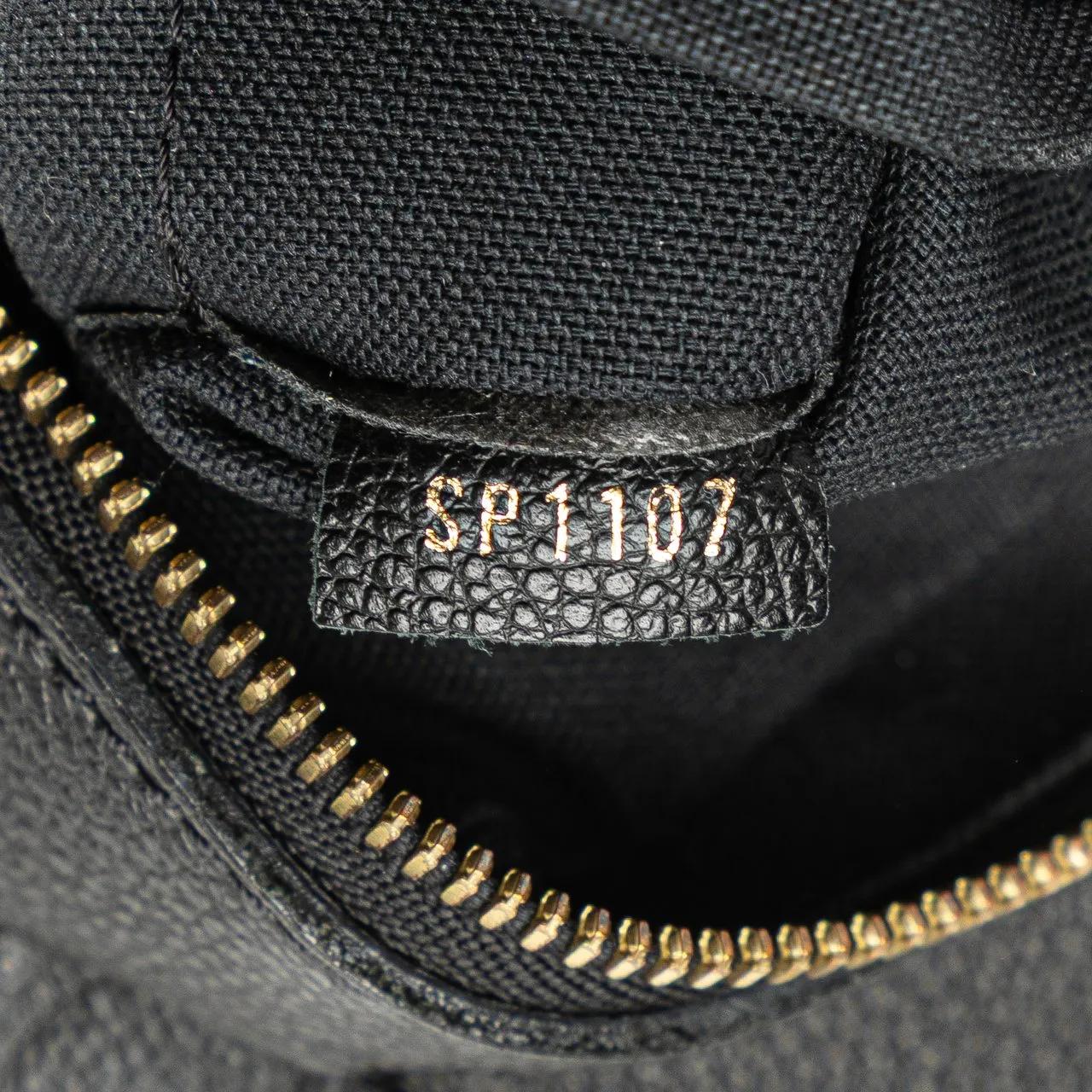 Thumbnail - Louis Vuitton Hobo Bags - Monogram Empreinte Vosges MM - Gr. unisize - in Schwarz - für Damen