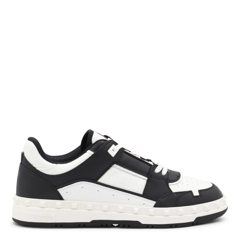 Valentino Garavani Low-Top-Sneaker Black And White Leather Sneakers Black