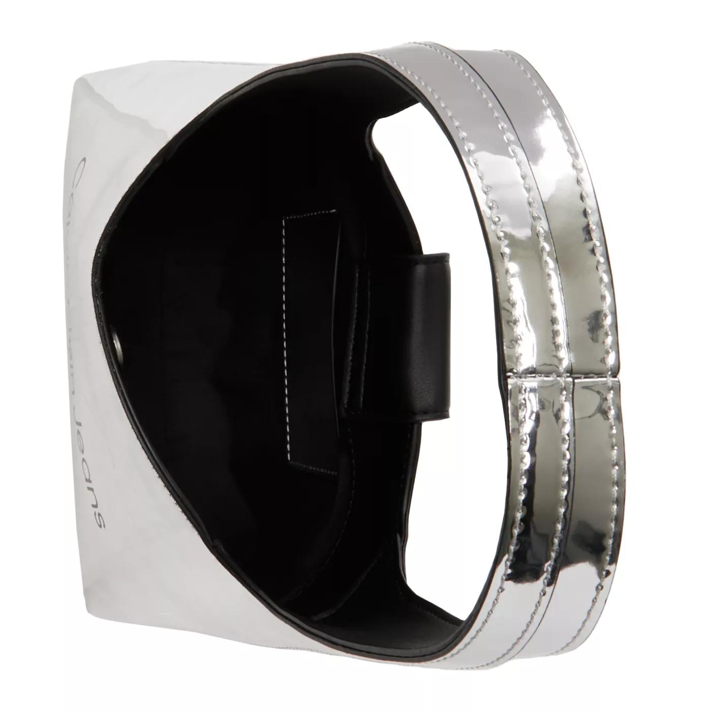 Calvin Klein Crossbody bags Sculpted Handtasche in zilver