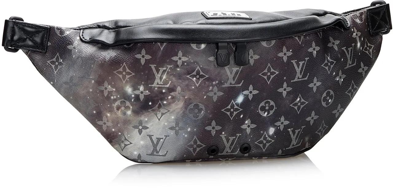 Louis Vuitton Heuptassen 2018 Monogram Galaxy Discovery Bumbag in zwart