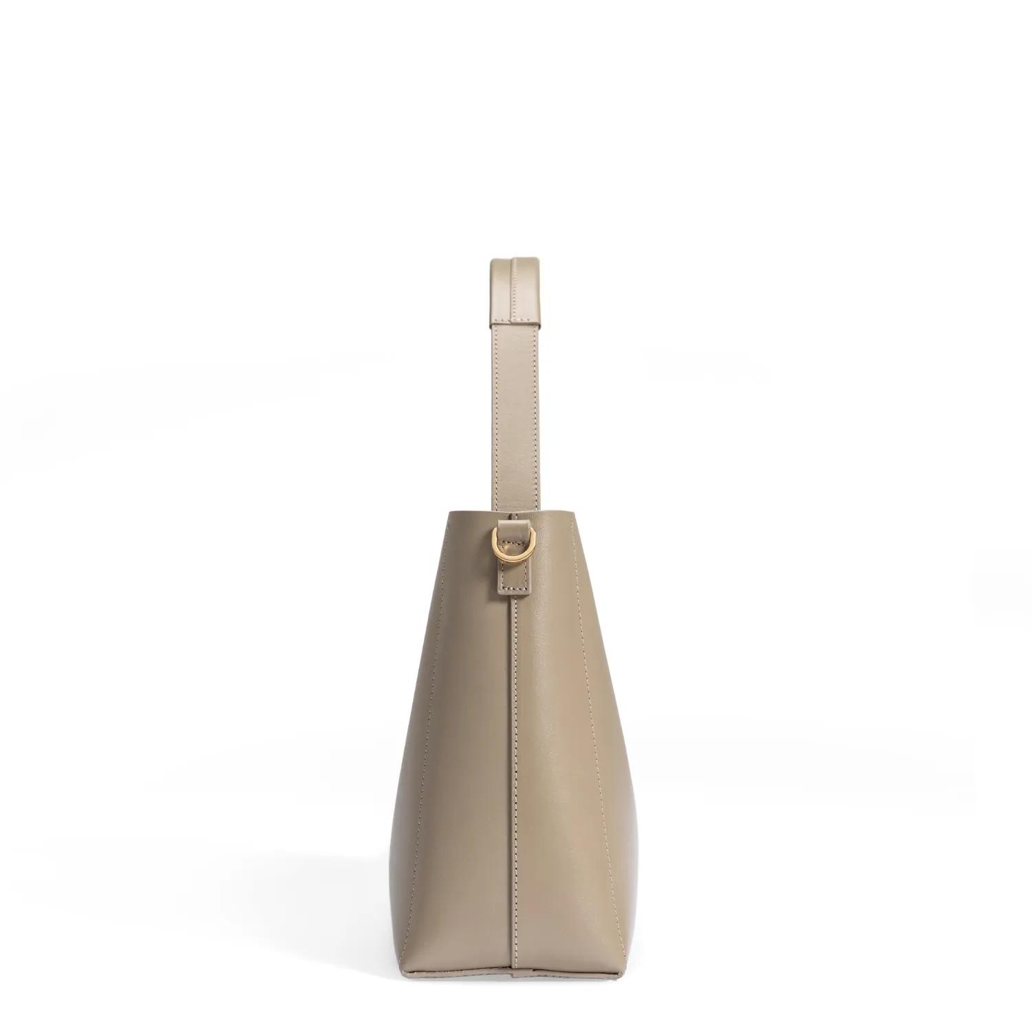 Isabel Bernard Crossbody bags Montmarte Béatrice Handtasche in taupe