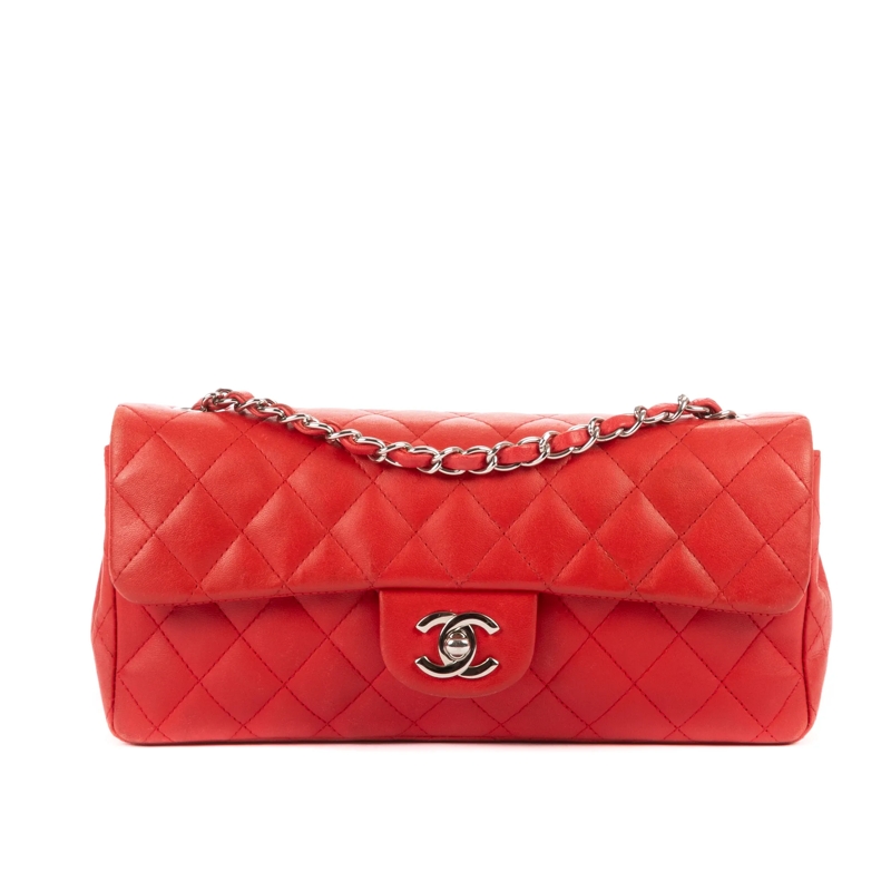 Chanel Crossbody Bag East West Flap rot