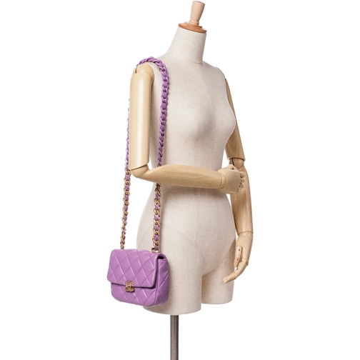Chanel Sac à bandoulière 2021-2024 Mini Quilted Lambskin Candy Chain Flap lila (Image 2)