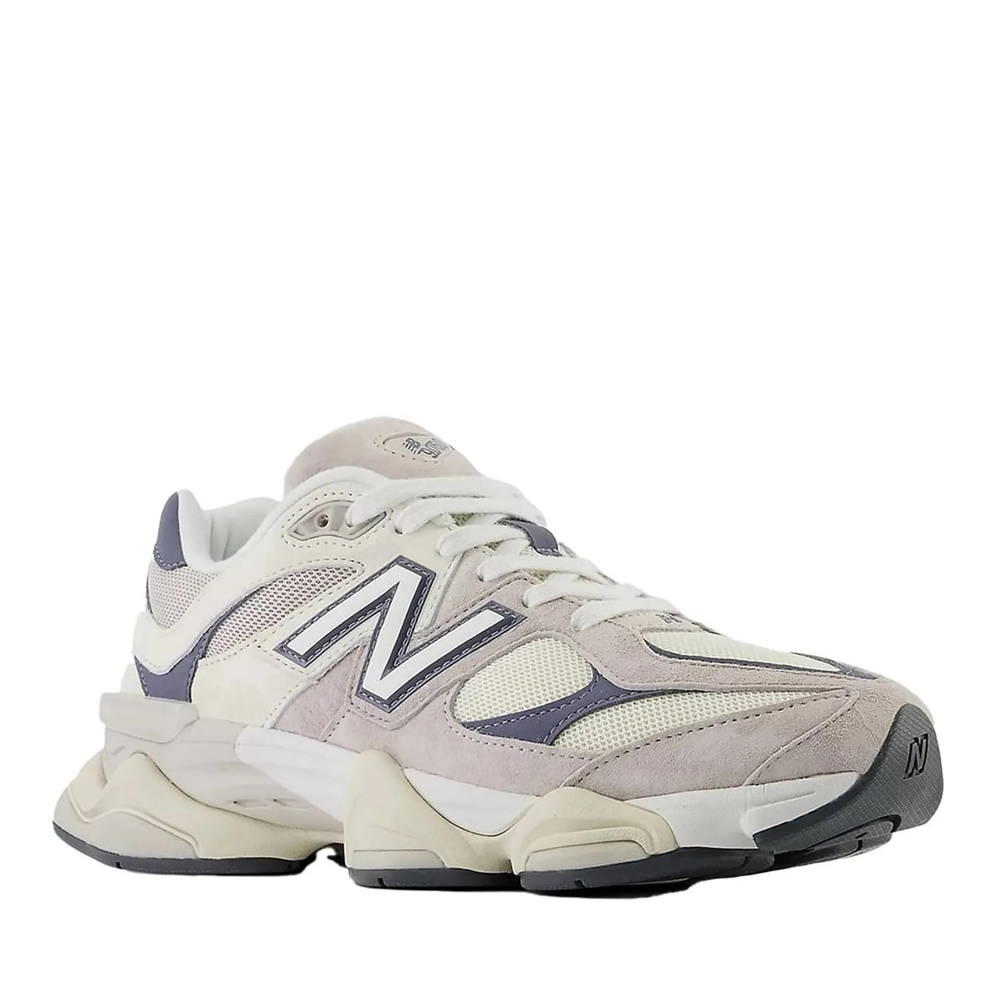 Thumbnail - New Balance Low-Top Sneaker - Layered Suede And Mesh Sneakers - Gr. 39,5 (EU) - in Grau - für Damen