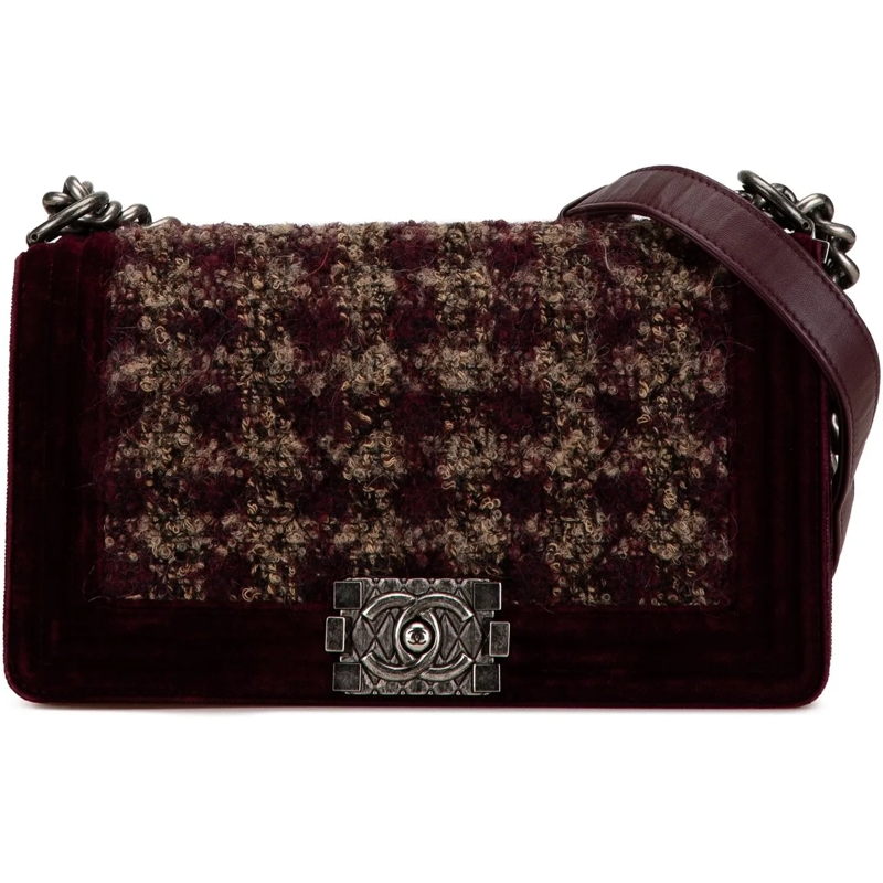 Chanel Schultertasche Old Medium Velvet and Tweed Boy Flap rot
