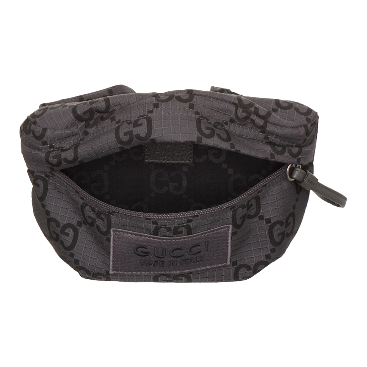 Black fanny pack gucci on sale