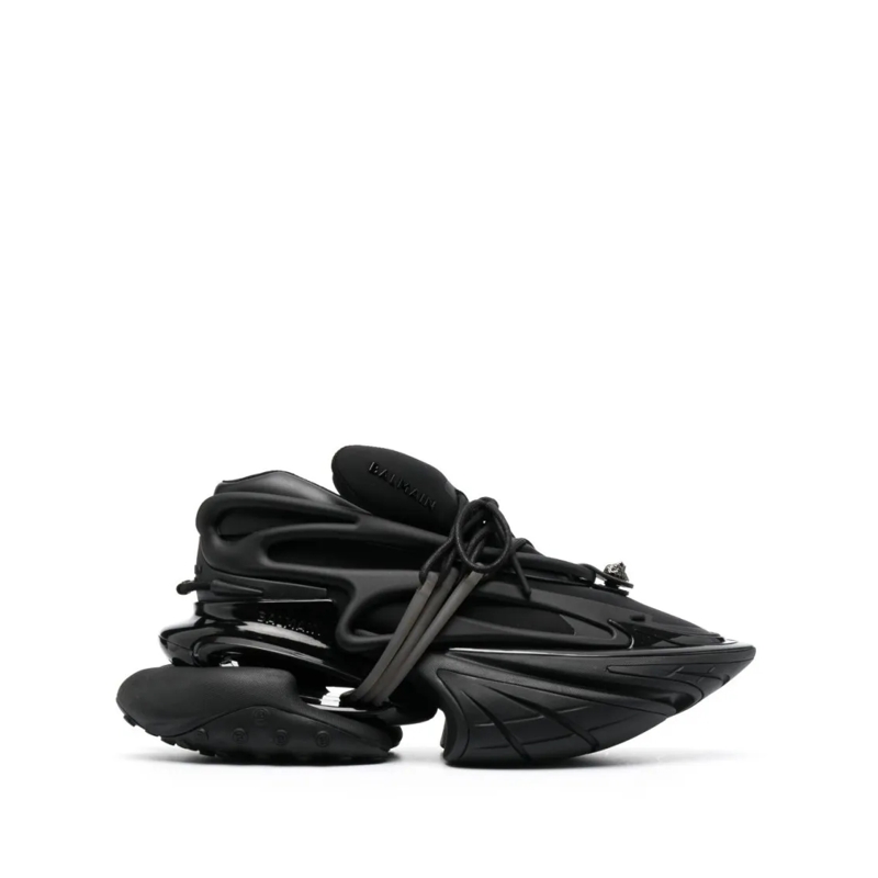 Balmain Lage-top sneaker Futuristic Sculptural Sneakers With Textured Sole Black