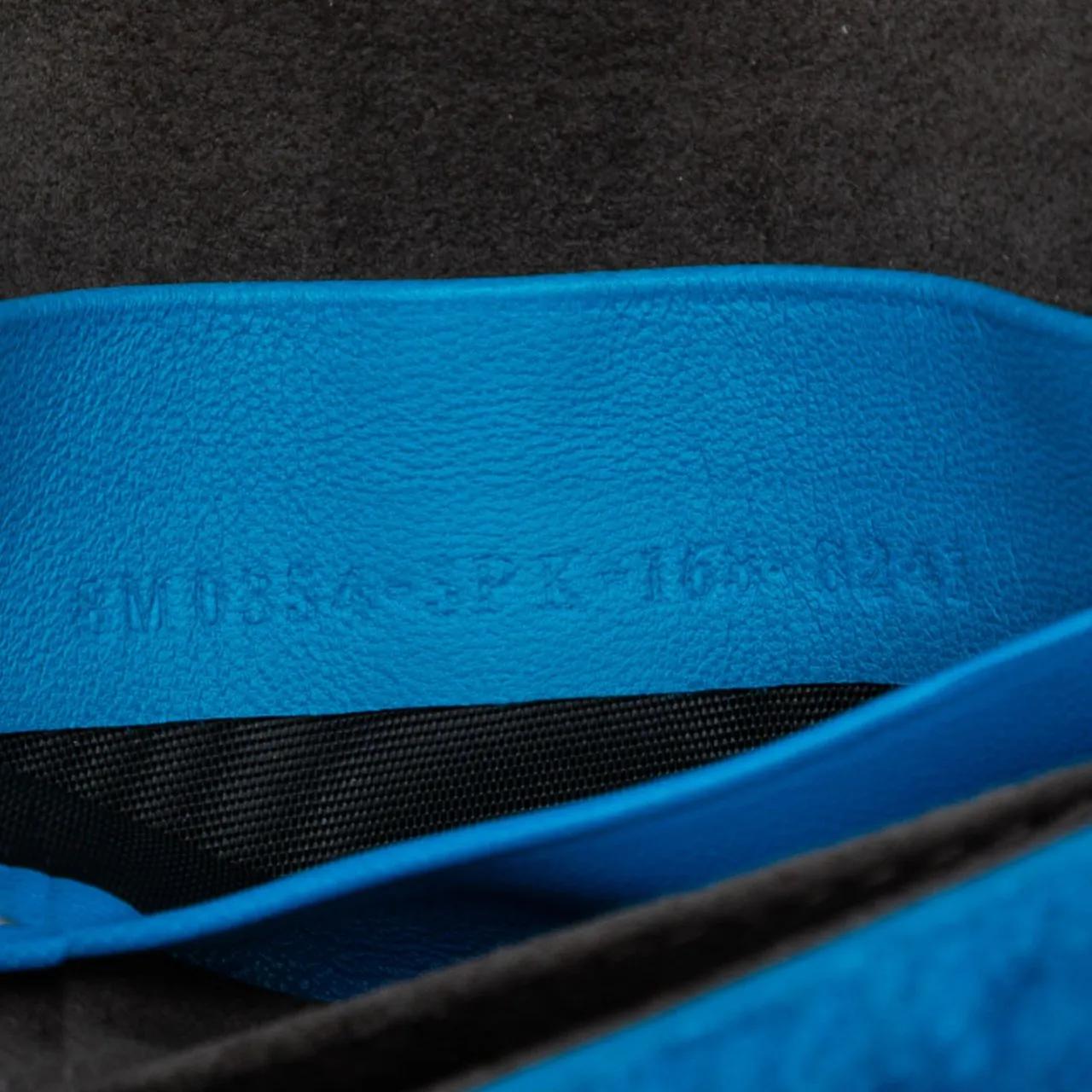 Thumbnail - Fendi Hobo Bags - Micro Bicolor Shearling Baguette Satchel - Gr. unisize - in Blau - für Damen