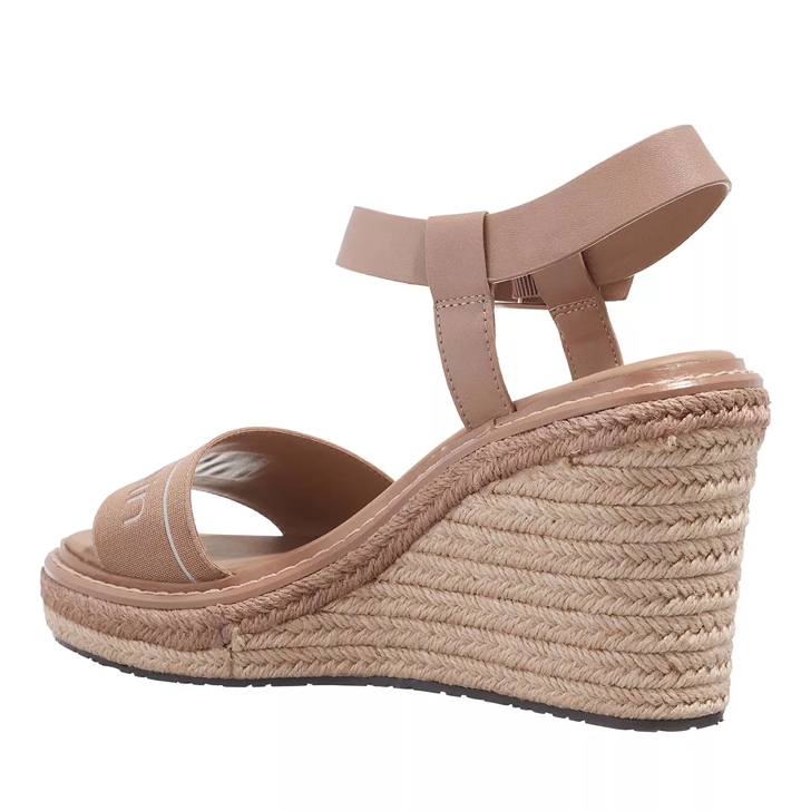 Belora wedge sandal hot sale