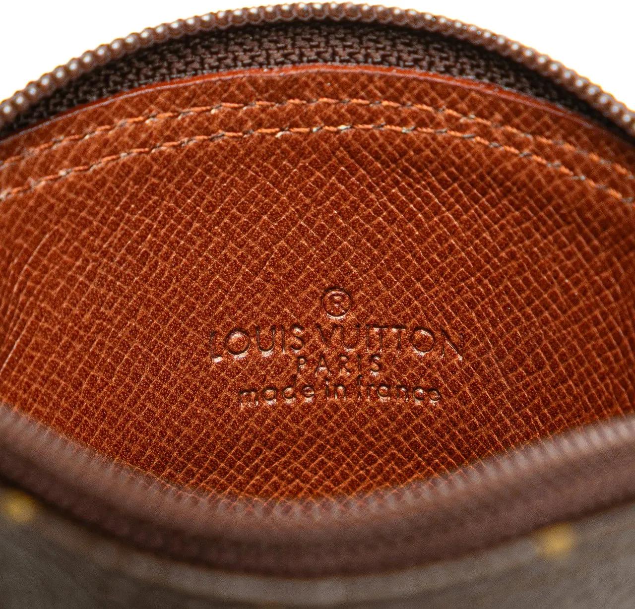 Thumbnail - Louis Vuitton Hobo Bags - Monogram Pochette Secret Passport Holder - Gr. unisize - in Braun - für Damen