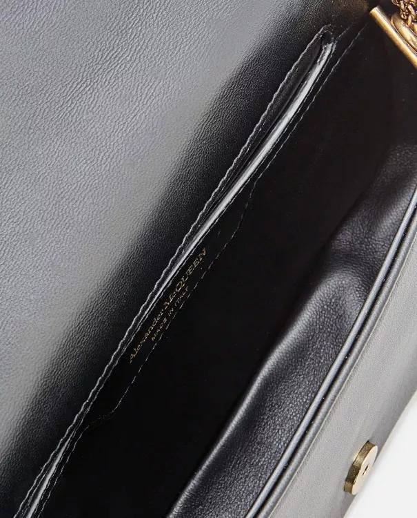 alexander mcqueen Shoppers Mini Seal Leather Shoulder Bag in zwart