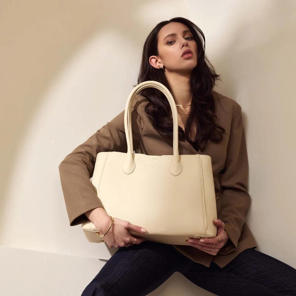 Isabel Bernard Crossbody bags Honoré Cloe me Handtasche in crème