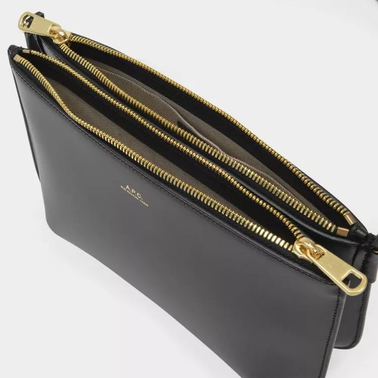 A.P.C. Hobo bags Sarah Bag In Black Leather in zwart