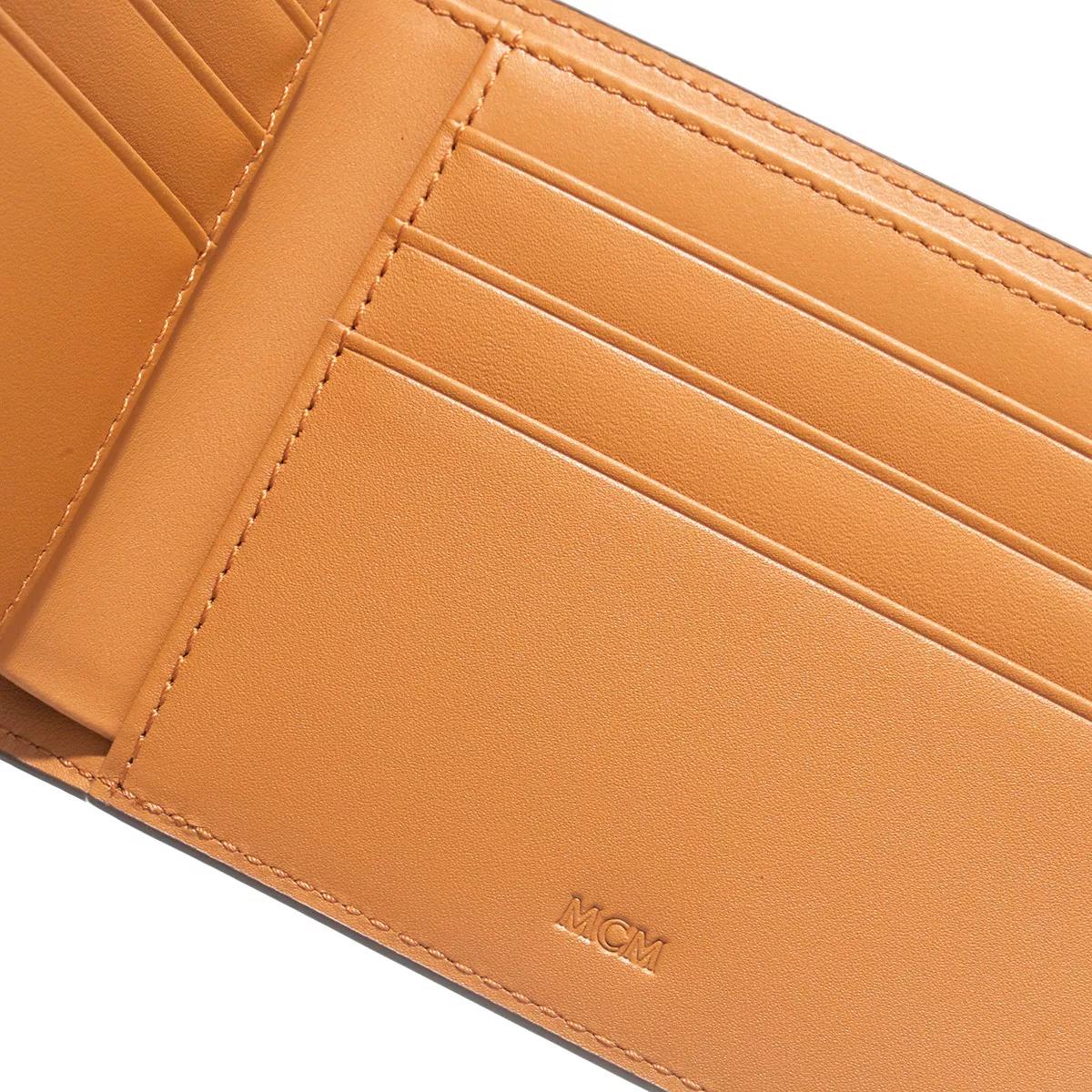 Mcm long 2024 bifold wallet