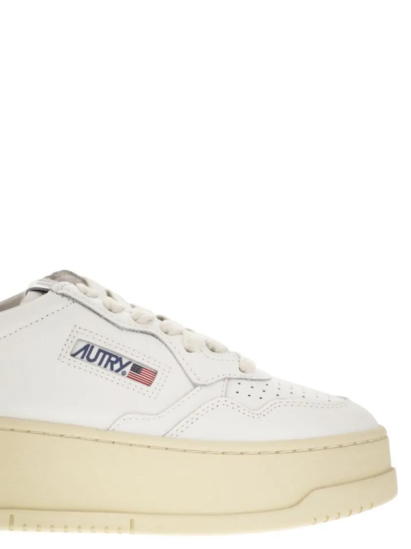 Thumbnail - Autry Low-Top Sneaker - Medalist Platform - Leather Trainers - Gr. 41 (EU) - in Weiß - für Damen