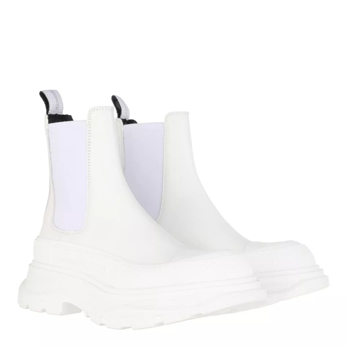Alexander McQueen Chunky Sole Boots White/Silver Stivale