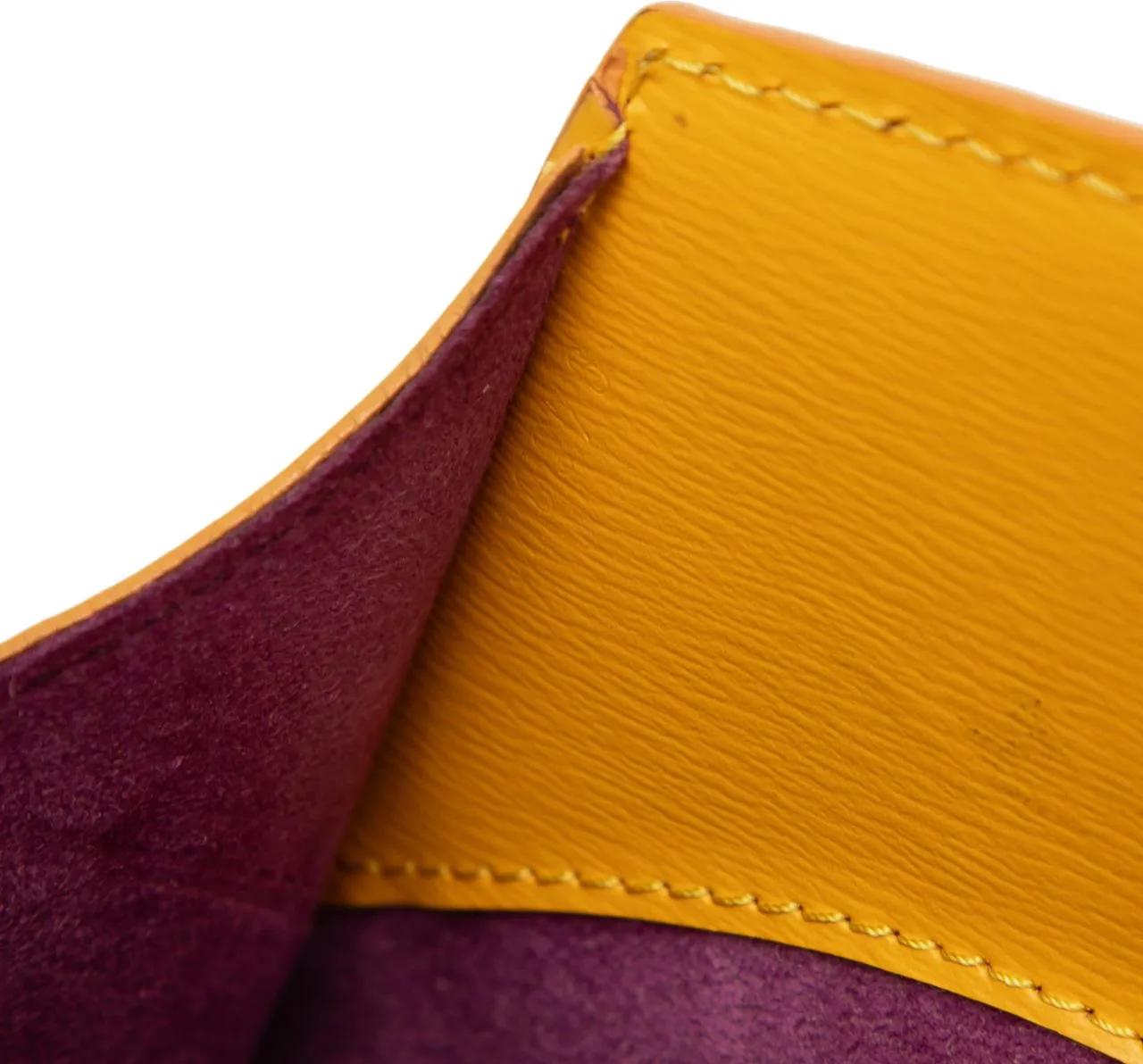 Thumbnail - Louis Vuitton Hobo Bags - Epi Cluny - Gr. unisize - in Gelb - für Damen