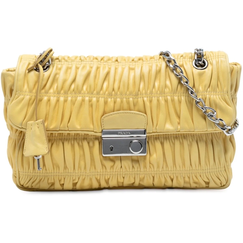 Prada Sac à bandoulière Medium Nappa Gaufre Sound Chain Flap gelb