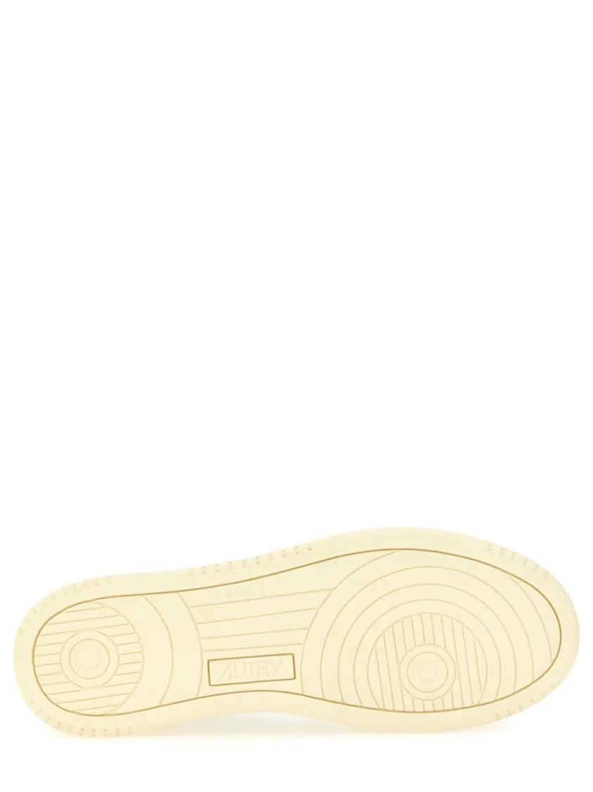 Thumbnail - Autry Low-Top Sneaker - "Medalist Low" Sneaker - Gr. 44 (EU) - in Beige - für Damen