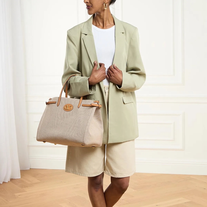 VALENTINO GARAVANI アンティーブ カーフスキン ミディアム