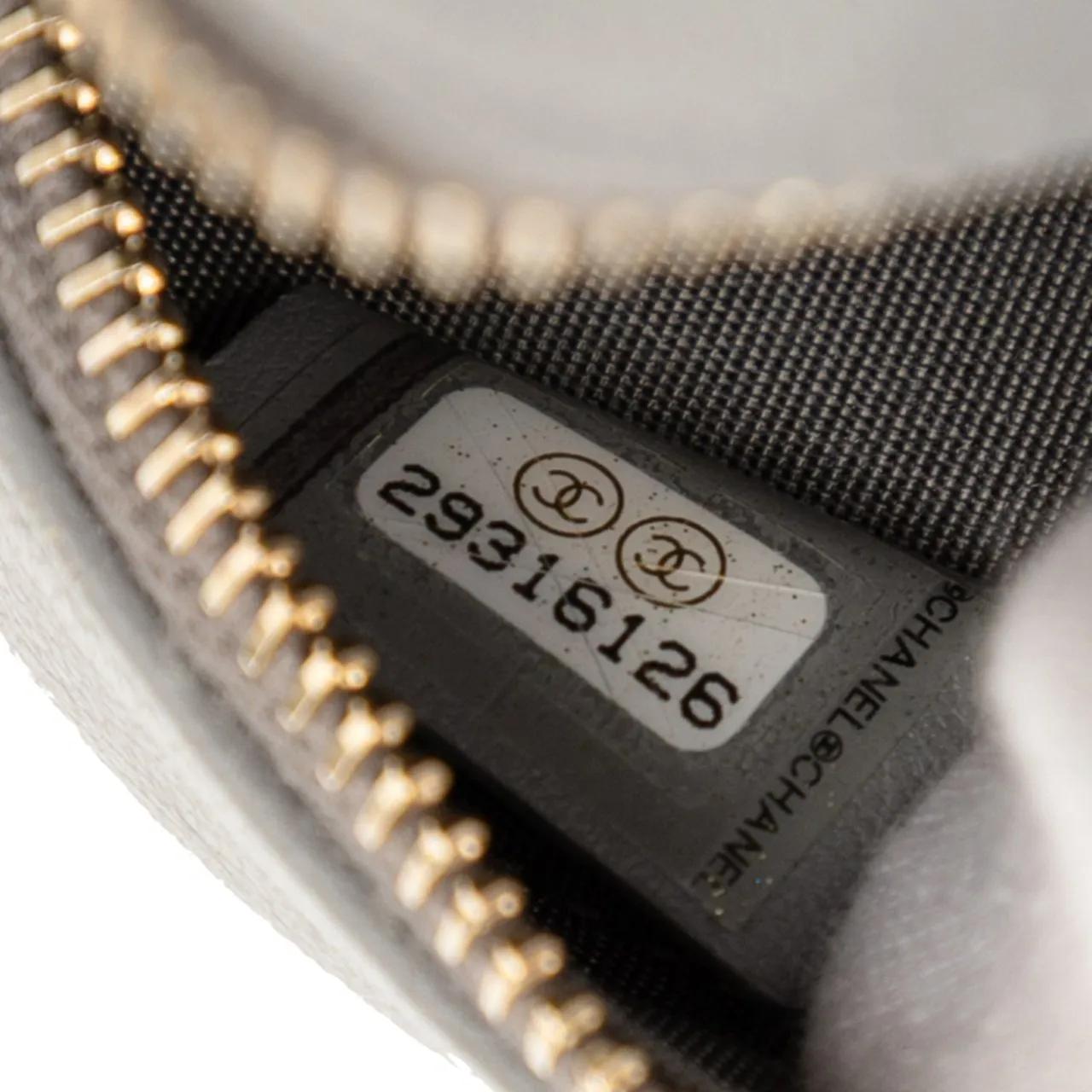 Thumbnail - Chanel Hobo Bags - Lambskin 19 Round Clutch with Chain - Gr. unisize - in Grau - für Damen