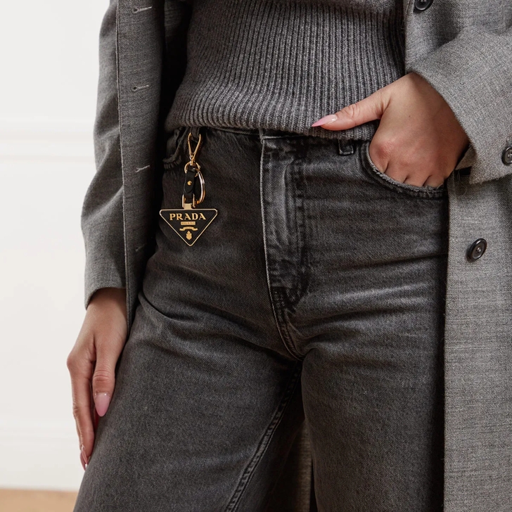 Prada Saffiano Metal Triangolo Nero Gold Keyring
