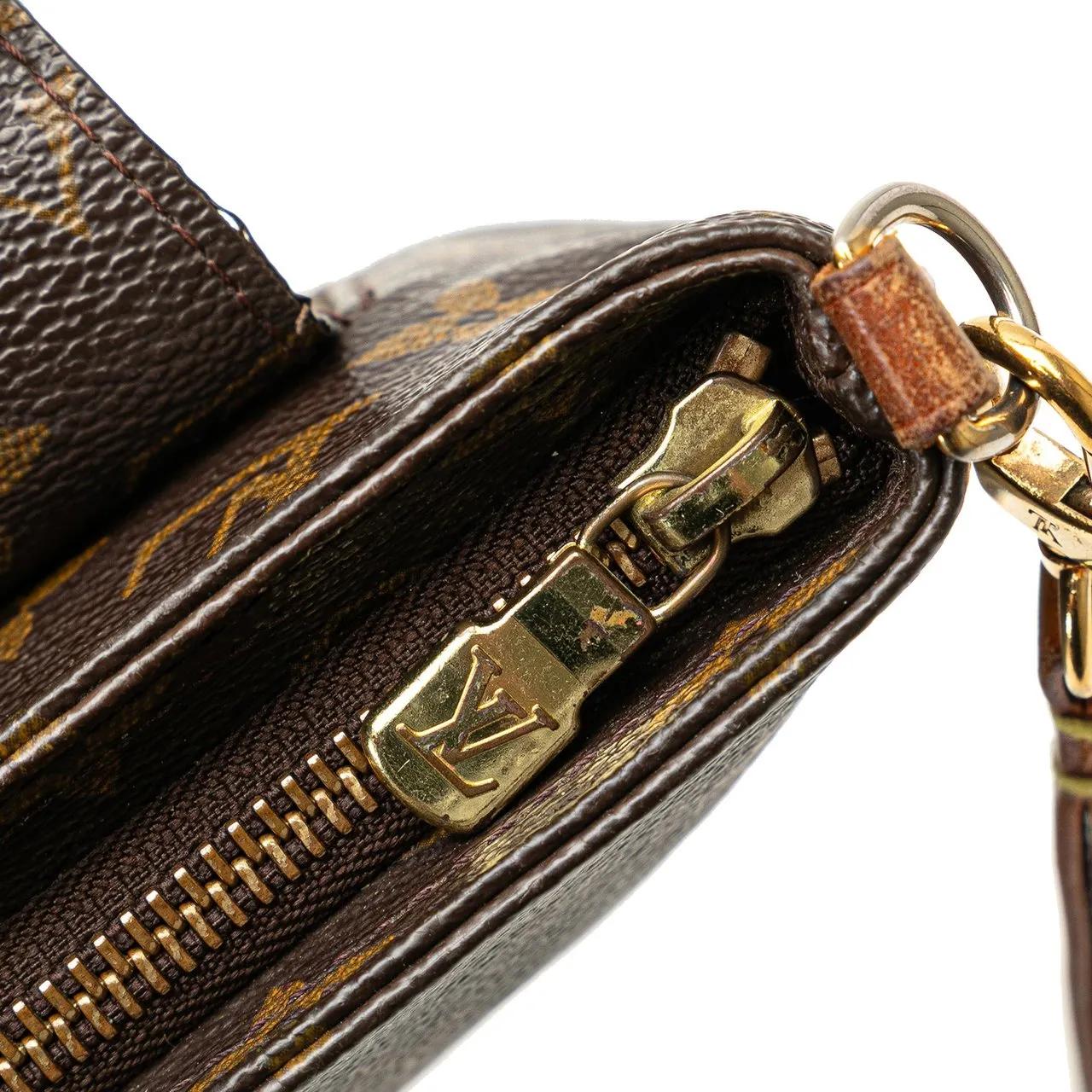 Louis Vuitton Hobo bags Monogram Partition in bruin